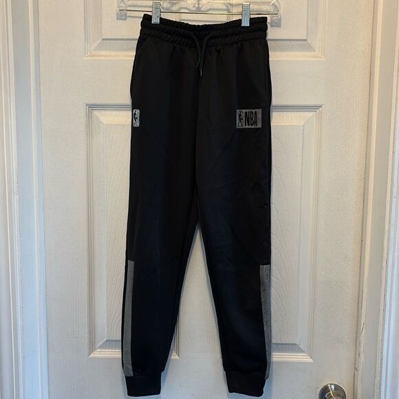 NBA Youth Joggers size medium - Picture 1 of 9